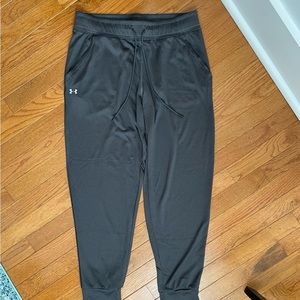 Under Armour HEATGEAR Joggers, Size Women’s Medium, Never worn